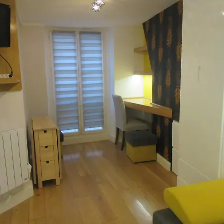 Cosy Studio Of 17 Square Meters At Place Monge 75005 Paris Exterior photo